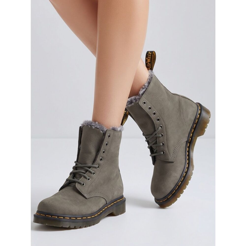 DR. MARTEN’S | NEW Serena Green Fur Lined Combat Boots Women’s Size 8 Men’s 6.5